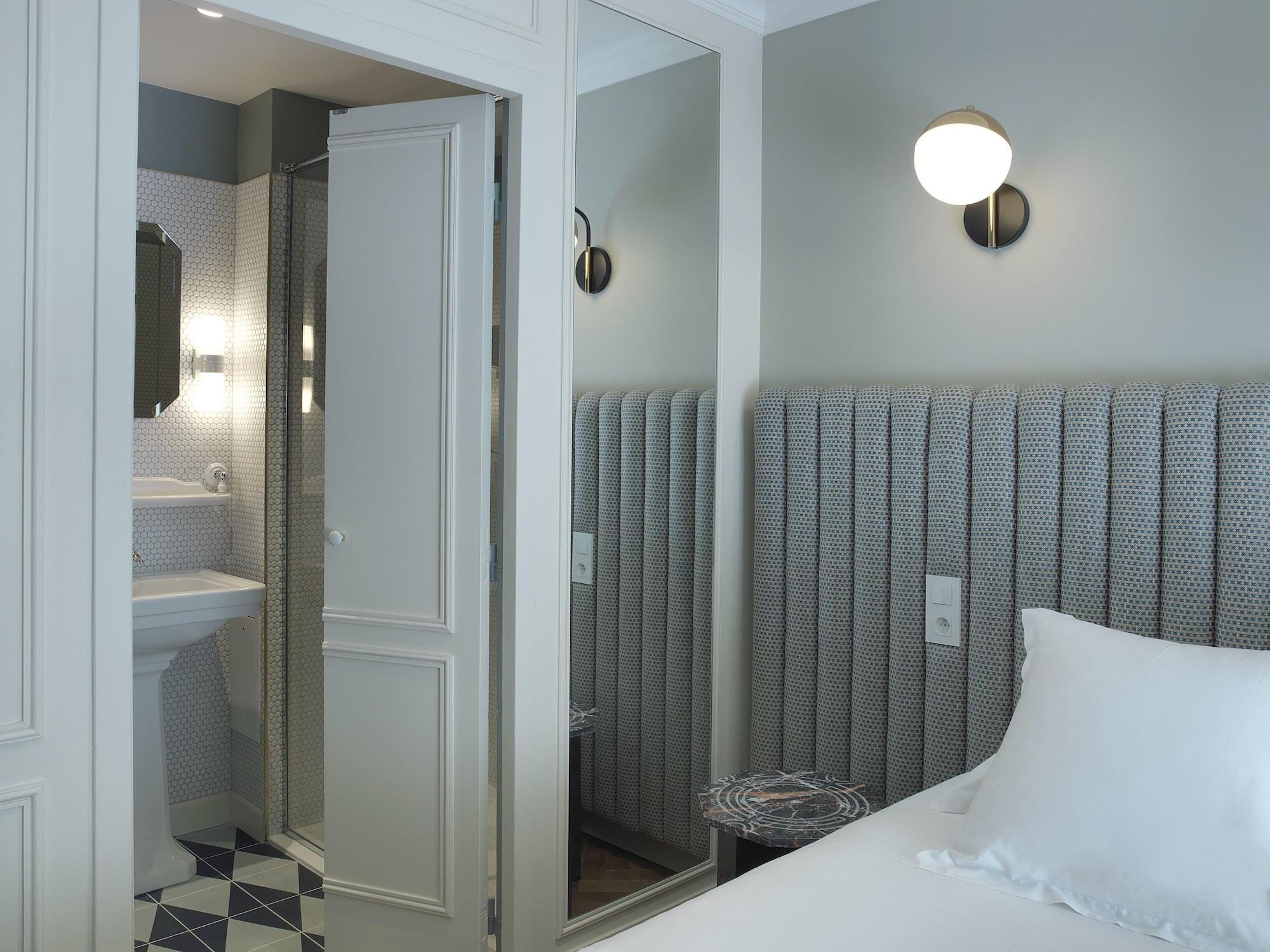 Hotel Bachaumont Paris Exterior photo